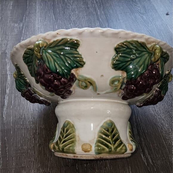 Vintage Italian Majolica Style large Pedestal Bowl with Grape Design‎ - Picture 13 of 15
